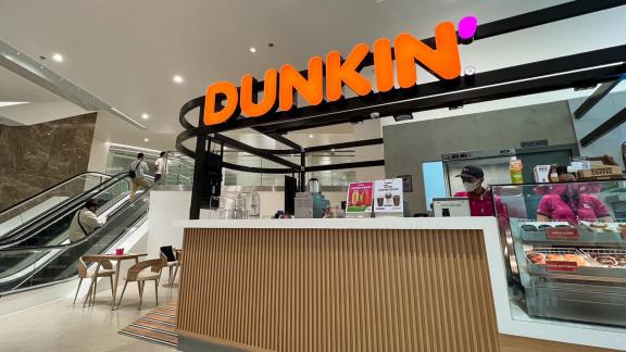 NOW OPEN: Dunkin' Bev Concept Store-363
