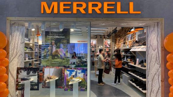 NOW OPEN: Merrell-362