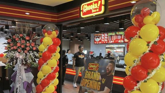 NOW OPEN: Chooks Dine-in-492